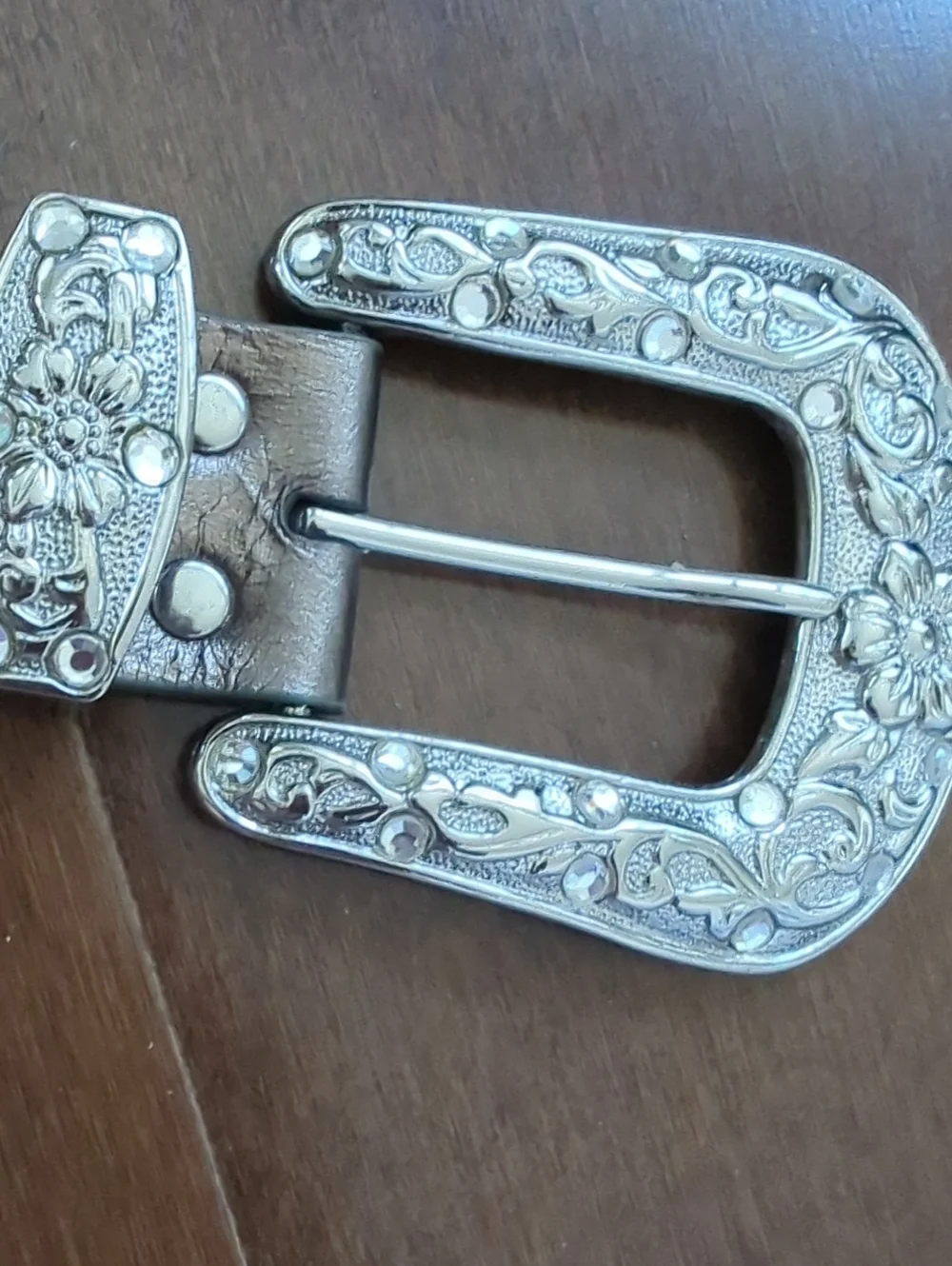 Lot Of 10 Vintage Belts Range In sizes. Leather - Picture 8 of 9